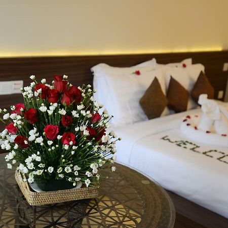 Thazin Palace A Hotel Ngapali Buitenkant foto